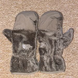 The North Face fleece mittens